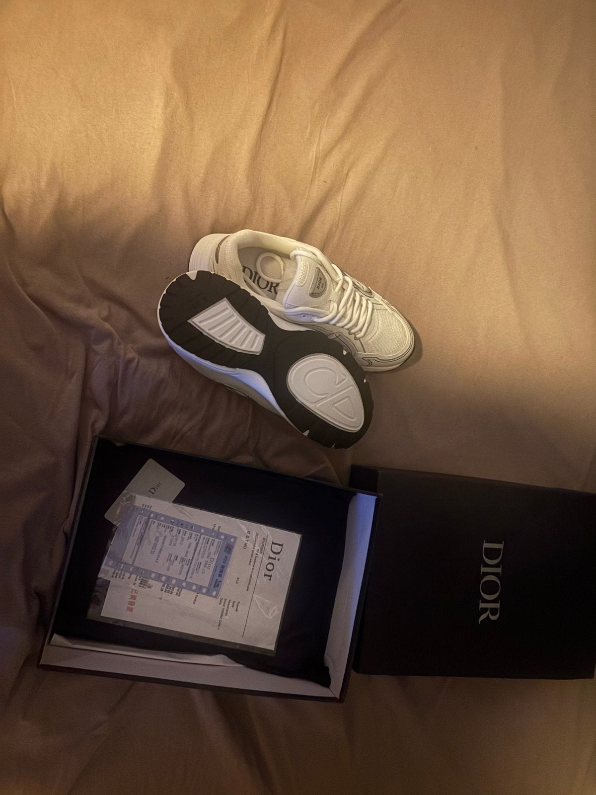 Dior B30 Sneakers Wit - Zo goed als nieuw, Ophalen of Verzenden, Zo goed als nieuw, Wit, Sneakers of Gympen