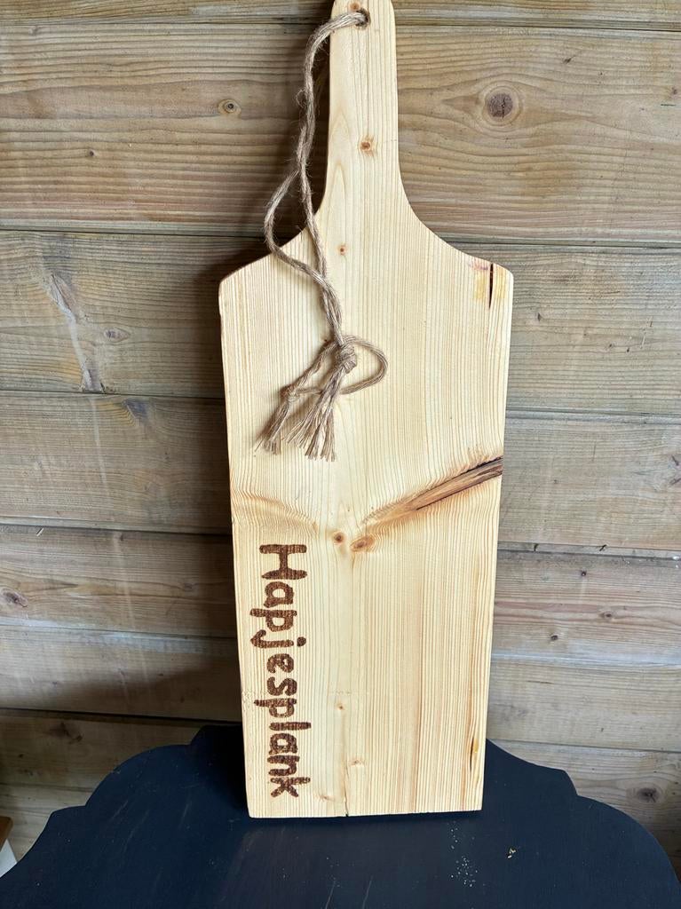 Nieuwe Robuuste Houten Hapjesplank met Touw, Hout, Snij-/serveerplank, Nieuw, Ophalen of Verzenden