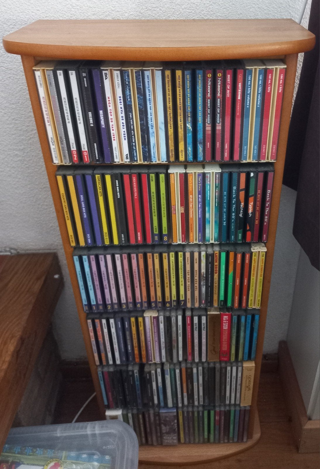 cd meubel hout igst, Ophalen, Hout, Cd's