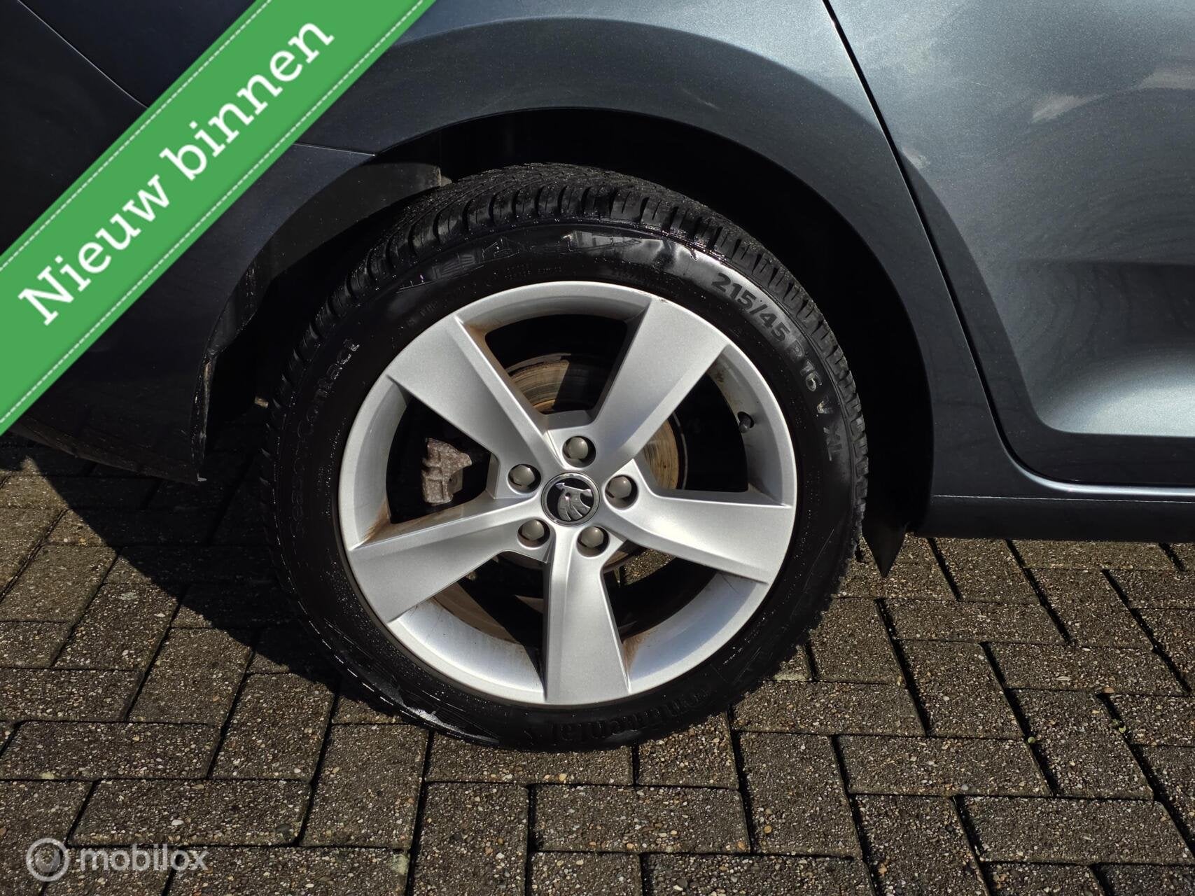 Skoda Rapid Spaceback 1.0 TSI Greentech Clever, Auto's, Voorwielaandrijving, Gebruikt, Euro 6, 49 €/maand