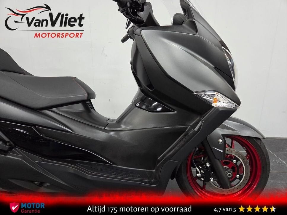 Nieuwstaat.! Suzuki Burgman 400 2018 pas 5972km.!, Bedrijf, Onbekend, 399 cc, Onbekend
