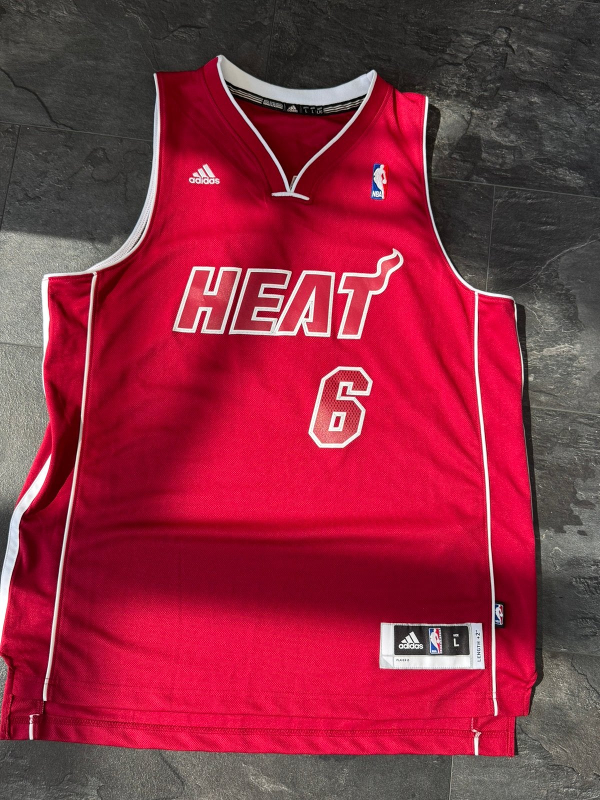 Miami Heat LeBron James speciale uitgave, Ophalen of Verzenden, Zo goed als nieuw, Kleding