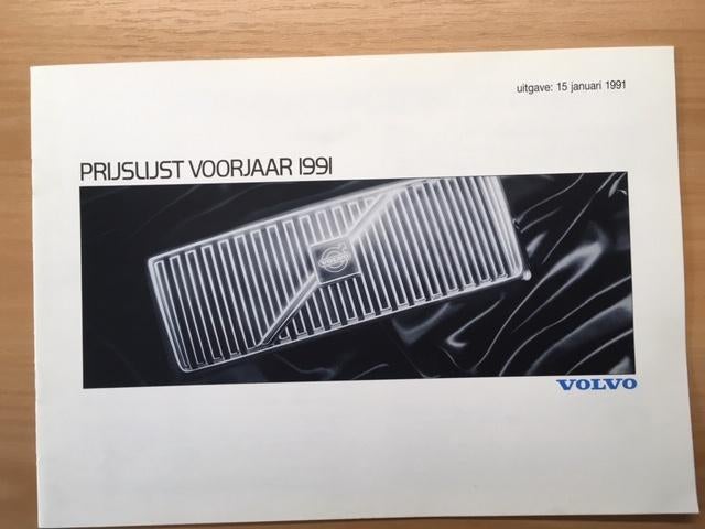 Prijslijst    Volvo      Alle Modellen         1991       NL, Ophalen of Verzenden, Zo goed als nieuw, Volvo