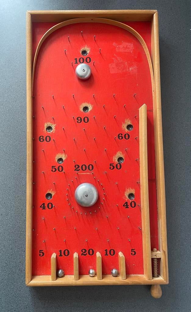 Vintage flipperkast. (Met balletjes), Ophalen of Verzenden, Zo goed als nieuw, Flipperkast