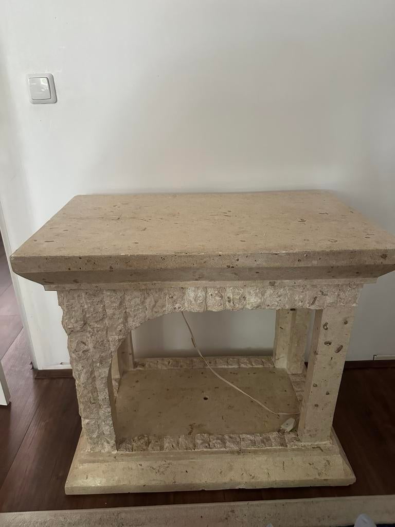Massief stenen tafel, Ophalen