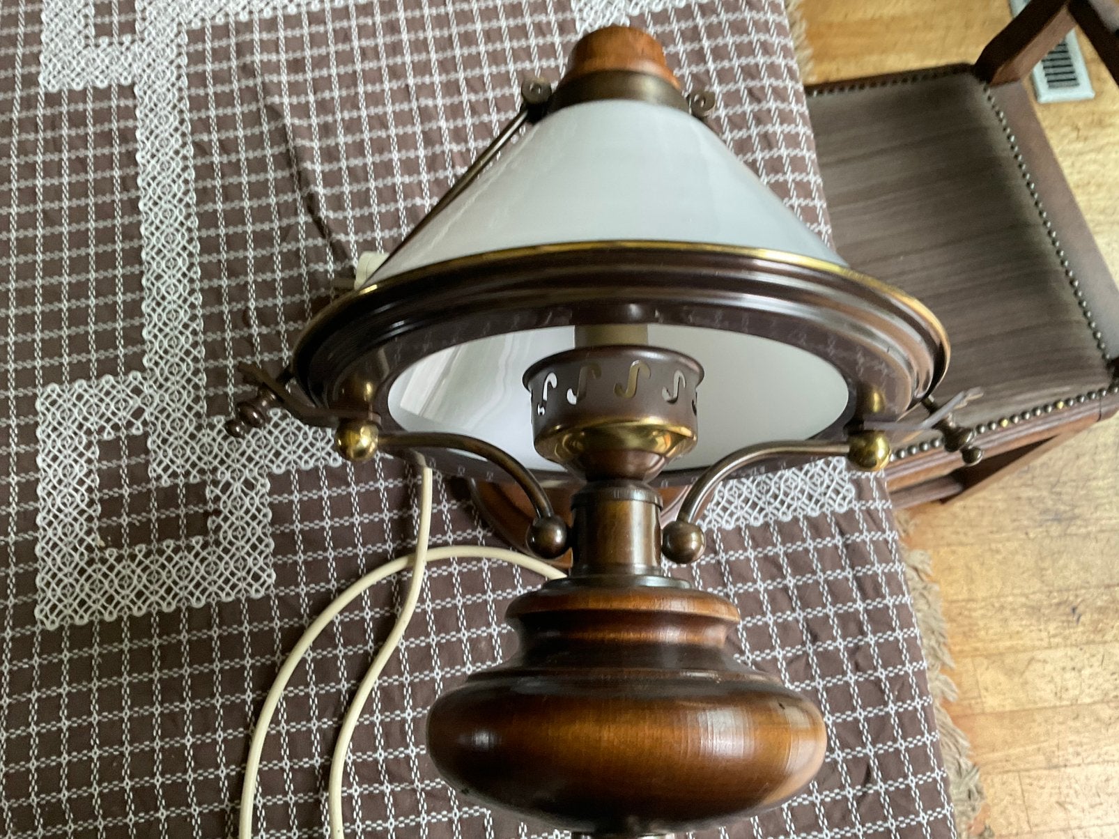 Schemerlamp hangend, Ophalen