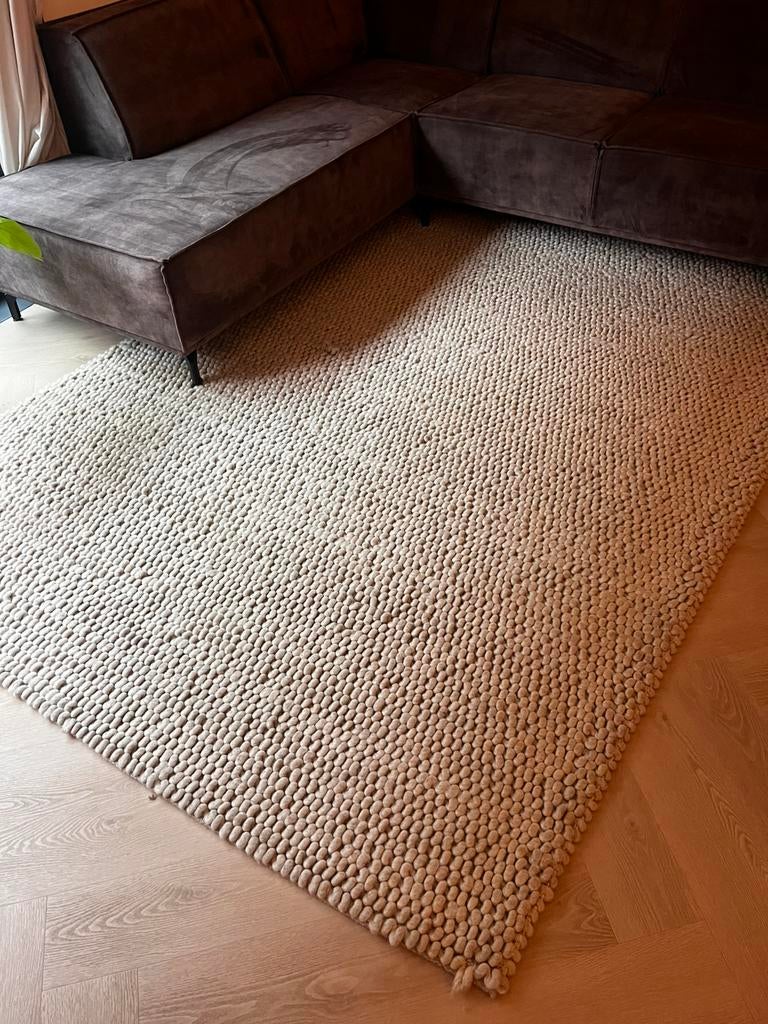 Wollen hoogpolige vloerkleed, Ophalen, Crème, Gebruikt, 150 tot 200 cm