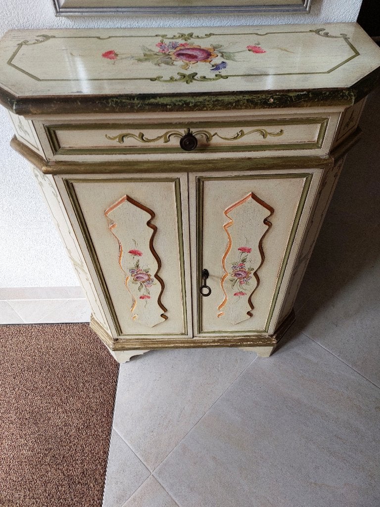 kastje voor hal of slaapkamer, Ophalen, Gebruikt