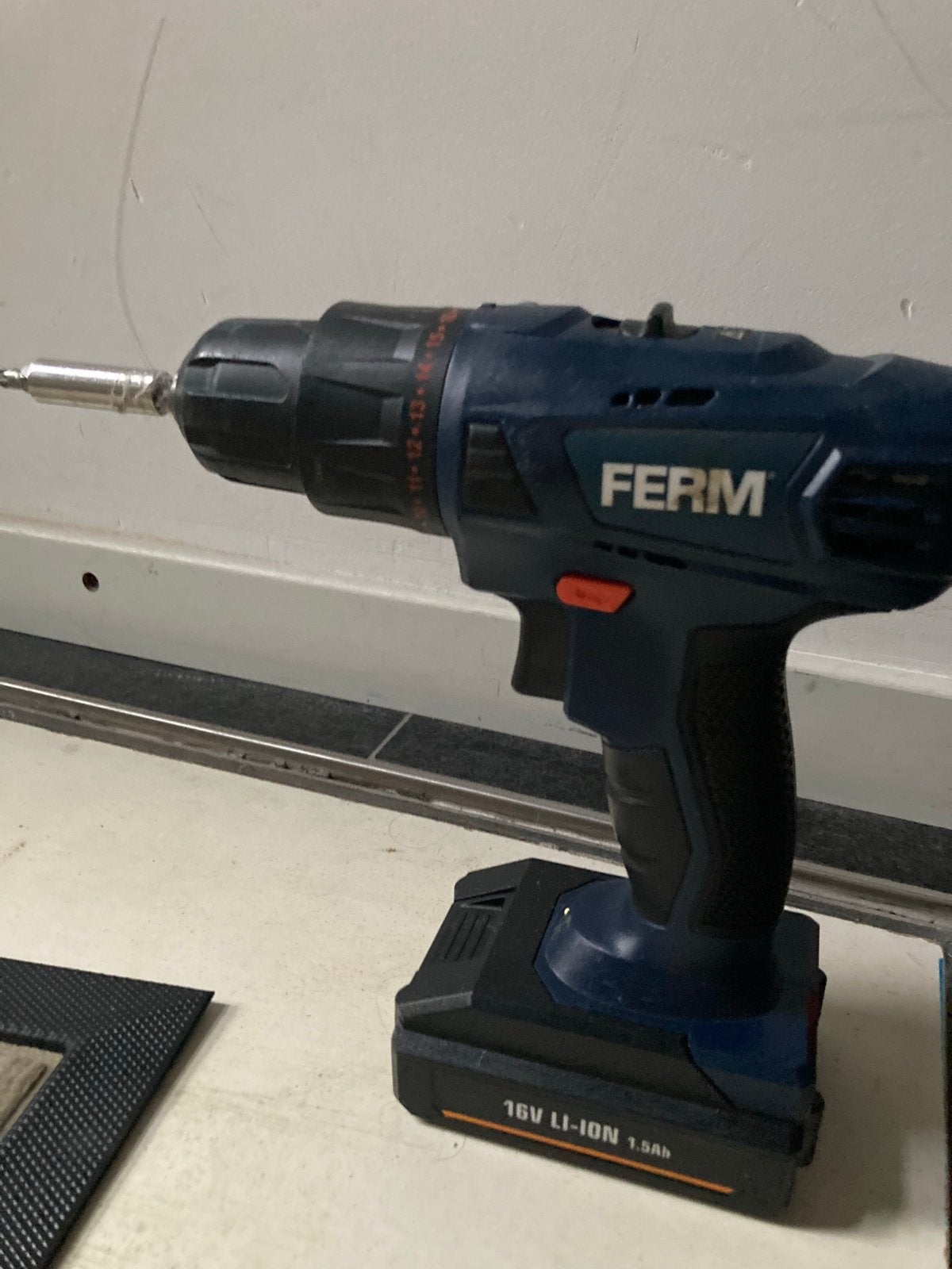 Ferm 16V Li-ion Accuboormachine - Zo goed als nieuw, Ophalen of Verzenden, Gebruikt, Minder dan 400 watt, Boor- en Schroefmachine