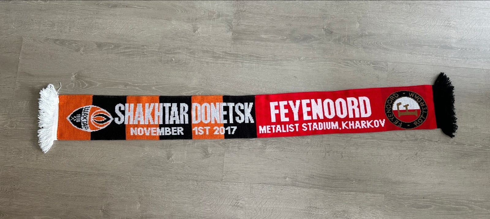 Feyenoord sjaal Shakhtar Donetsk CL 2017 - Uniek item!, Verzenden, Gebruikt, Feyenoord, Vaantje of Sjaal