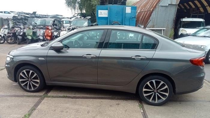Tank van een Fiat Tipo, Gebruikt, -, -, Ophalen of Verzenden
