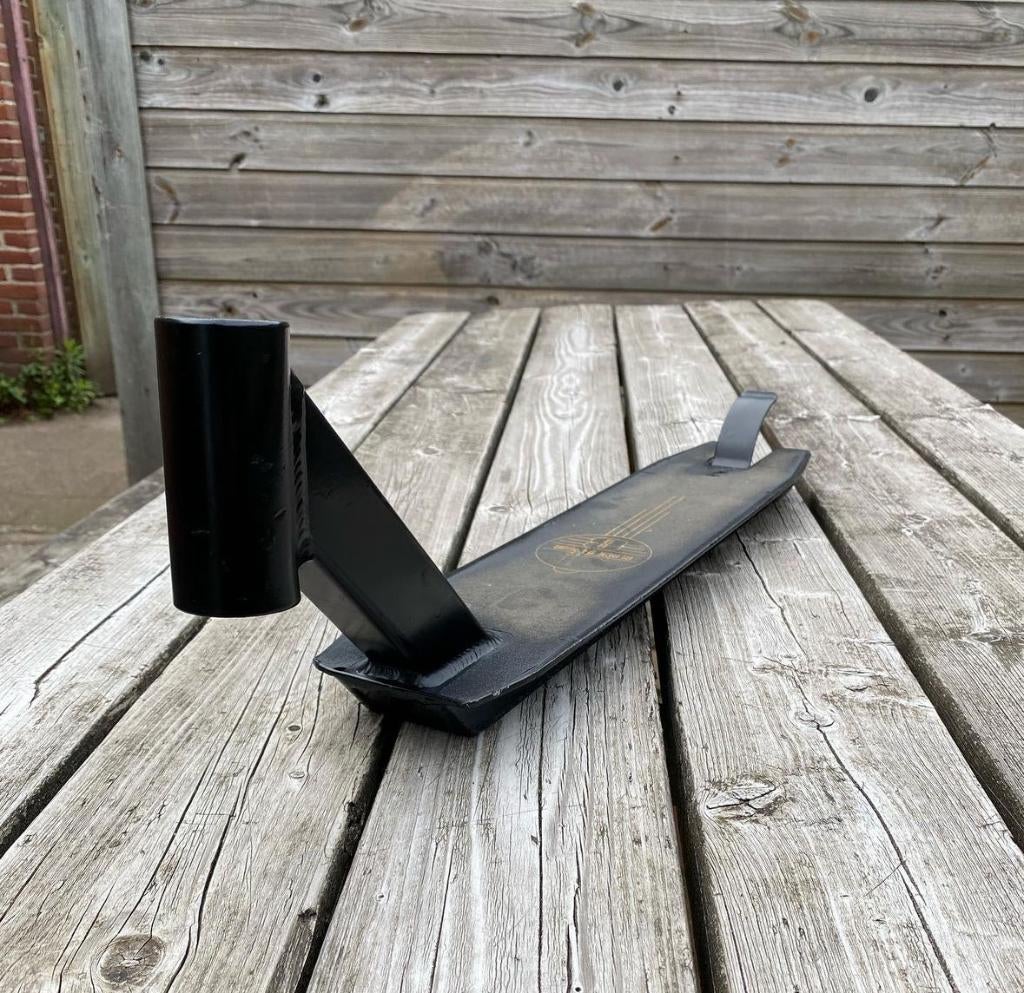 Mooi Black Dragon stuntstep deck, Ophalen of Verzenden, Zo goed als nieuw
