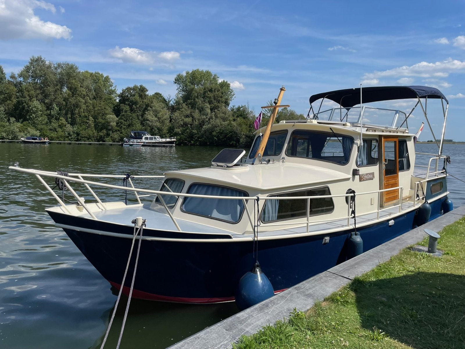 Crown Yacht Motorboot GSAK 885, Watersport en Boten, Overige merken, 9 m, Binnenboordmotor, Diesel