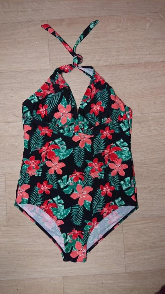 Diverse badpak tankini maat 38 oa Shiwi Osaga Ocean Club, Zwart, Badpak, Ophalen of Verzenden, Zo goed als nieuw