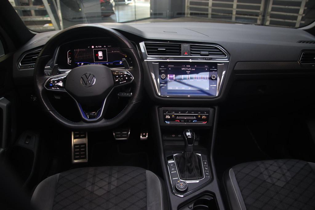 Volkswagen Tiguan 2.0 TSI 4Motion 3x R-line PANO-HUD-IQ LED-, Automaat, Gebruikt, Euro 6, 1984 cc