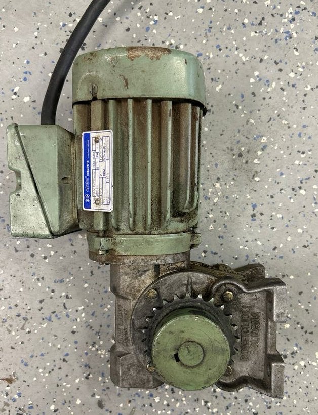 Bonfiglioli Elektromotor 0,18 kw na Reductiekast 25 RPM, Ophalen, Gebruikt, Elektromotor