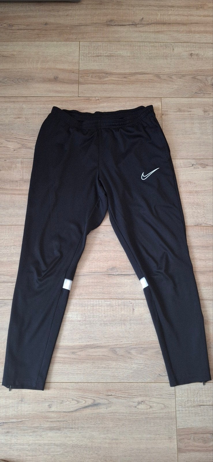 Nike Dri-FIT Trainingsbroek Zwart Maat M, Maat 48/50 (M), Zwart, Nike, Ophalen of Verzenden