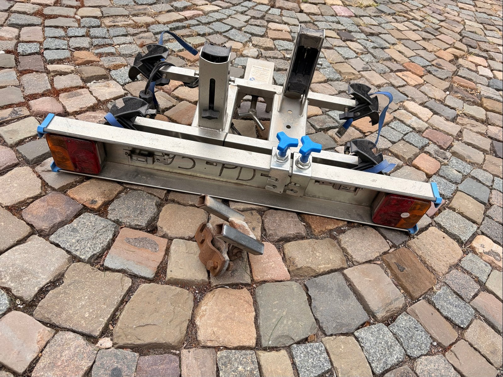 Gebruikte trekhaakdrager voor 2 fietsen, Ophalen, Gebruikt, Brede banden, 2 fietsen