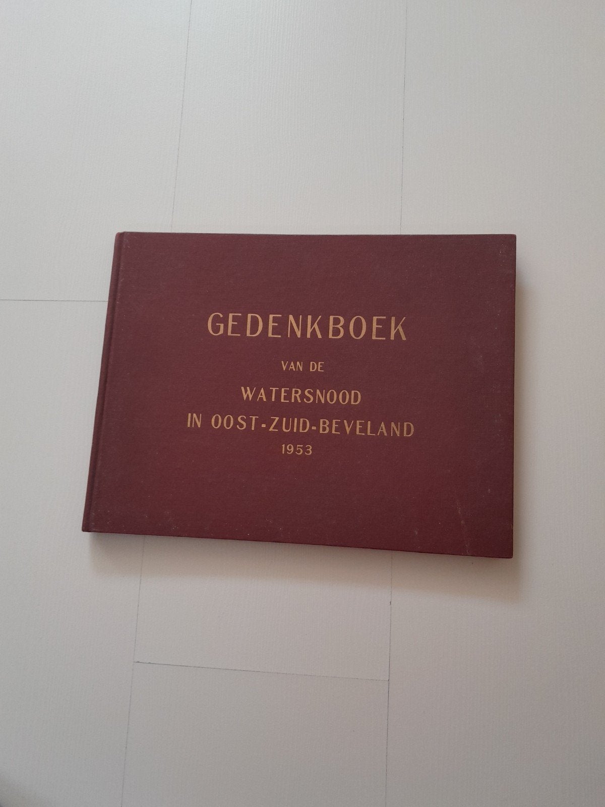 Gedenkboek  van de watersnood., Ophalen