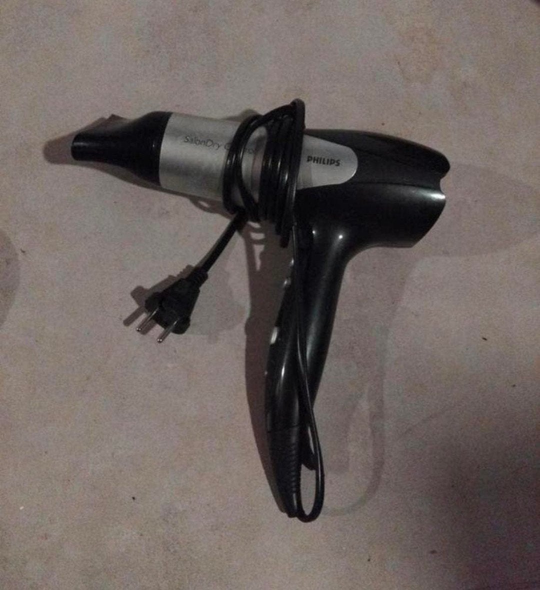 Philips föhn salondry control prijs €5, Ophalen of Verzenden, Föhn of Haardroger