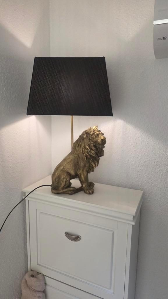 Leeuwen lamp met kap, Ophalen
