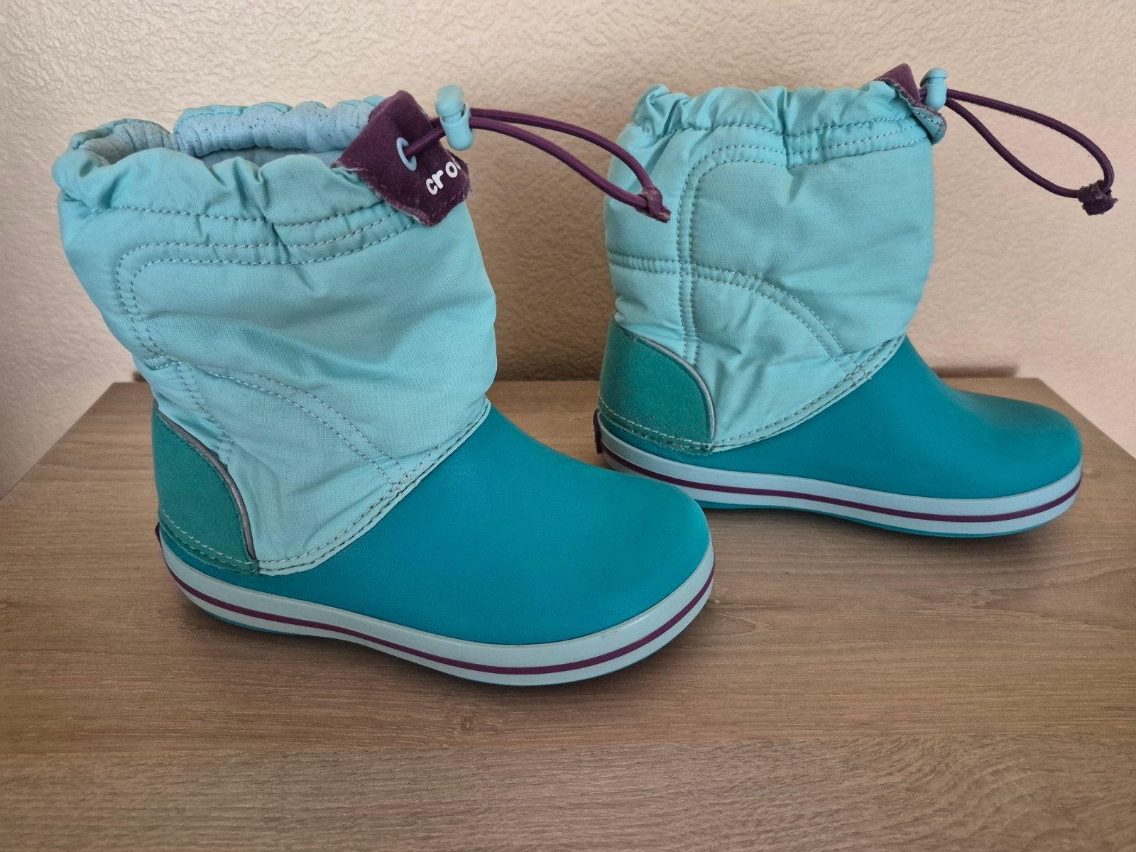 Crocs laarsjes/snowboots. maat: c12. 29-30, Jongen of Meisje, Ophalen of Verzenden, Laarzen, Zo goed als nieuw