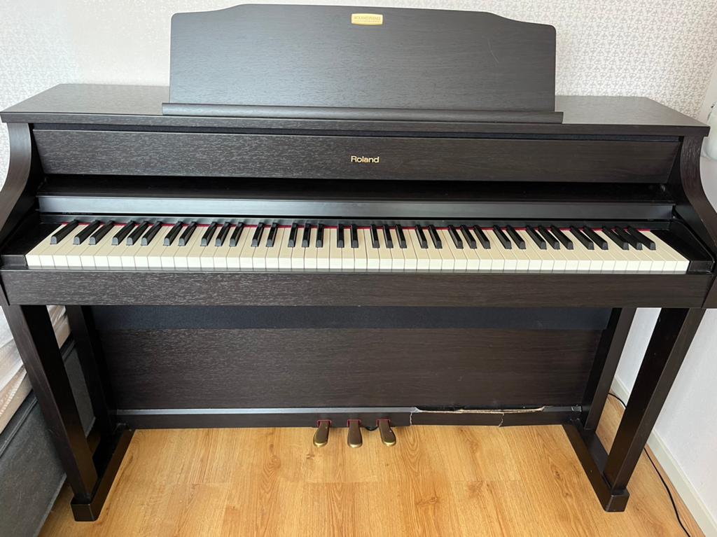 Een prachtige Roland digitale piano, Ophalen of Verzenden, Gebruikt