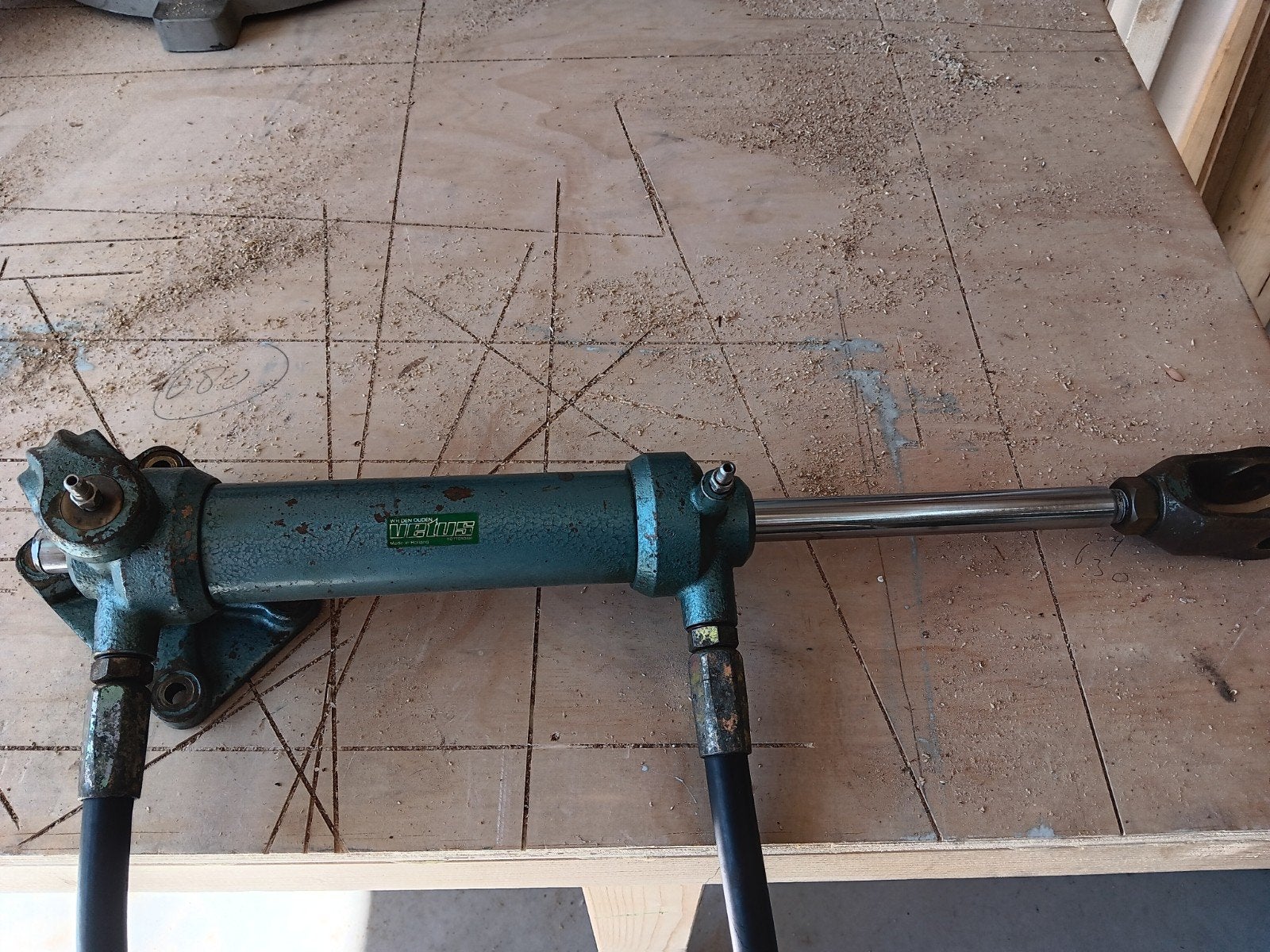 Vetus hydraulische cilinder, zwaar model, Ophalen, Gebruikt, Motor en Techniek
