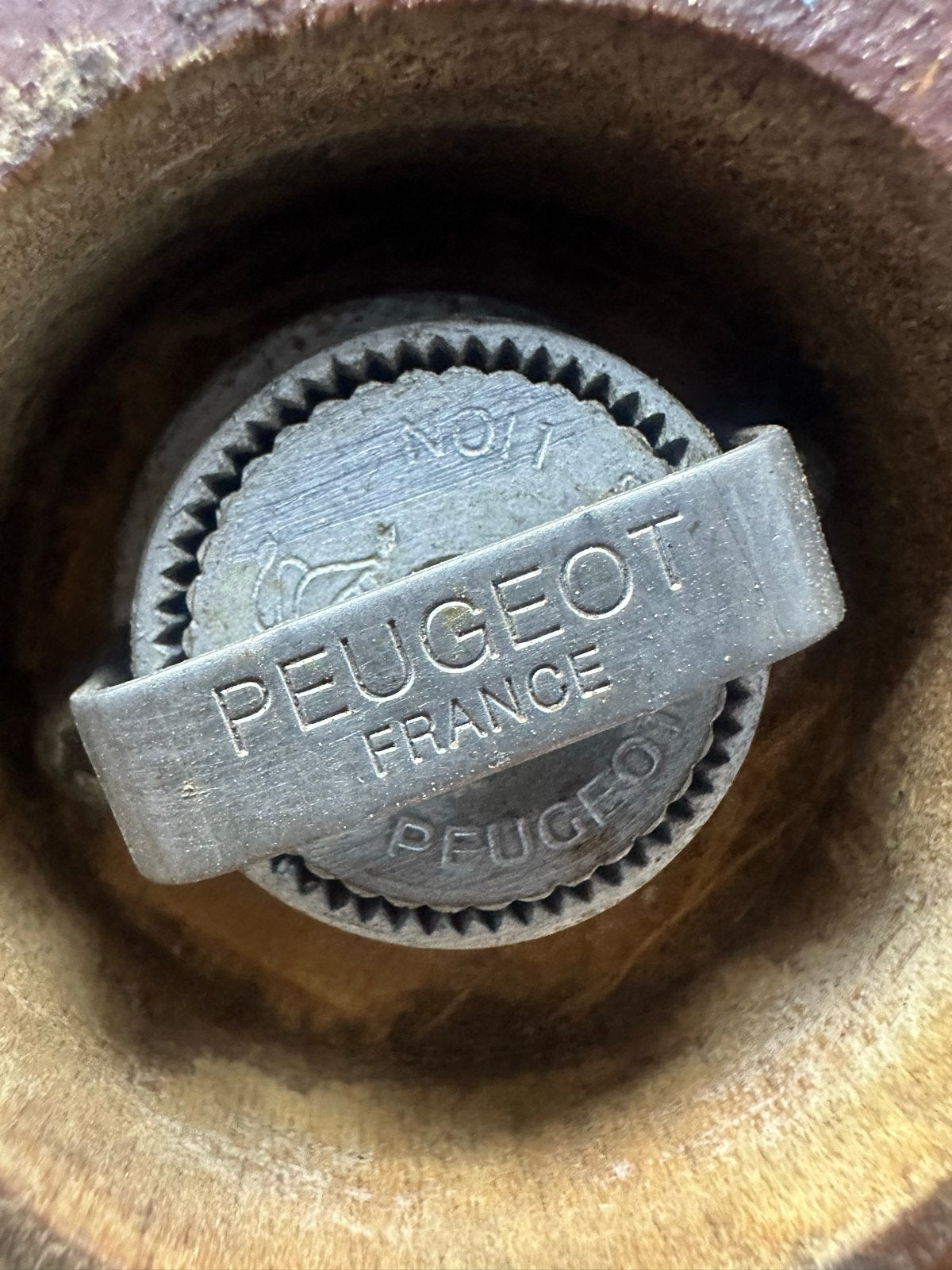 Originele Peugeot houten pepermolen - 27 cm, Ophalen of Verzenden
