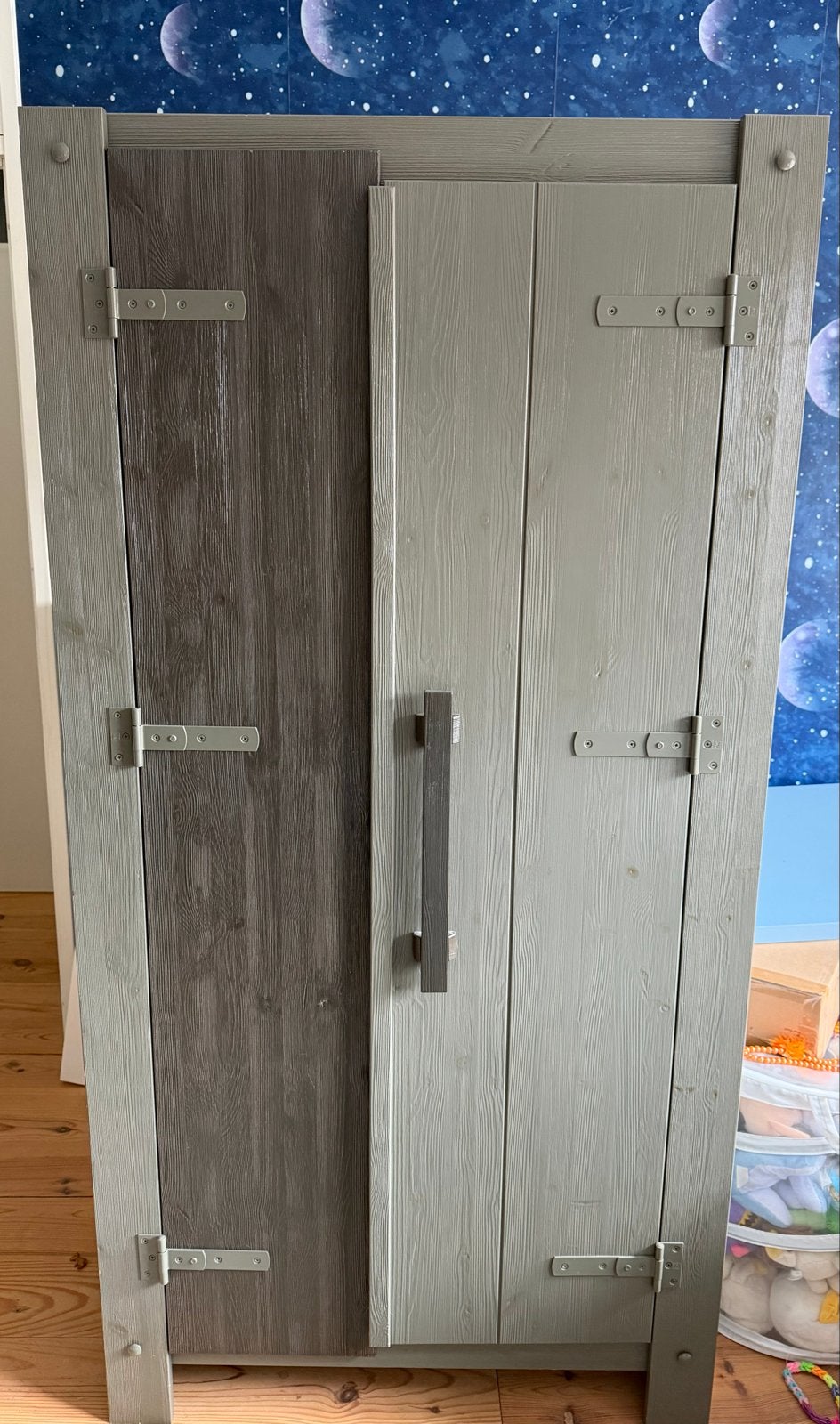 Stoere houten kledingkast donkergrijs/groen - Loods 5, Ophalen, Zo goed als nieuw