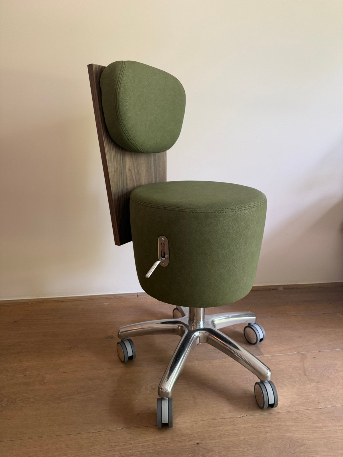 Originele Lemi operatorstoel / behandelkruk, Ophalen, Nieuw, Groen