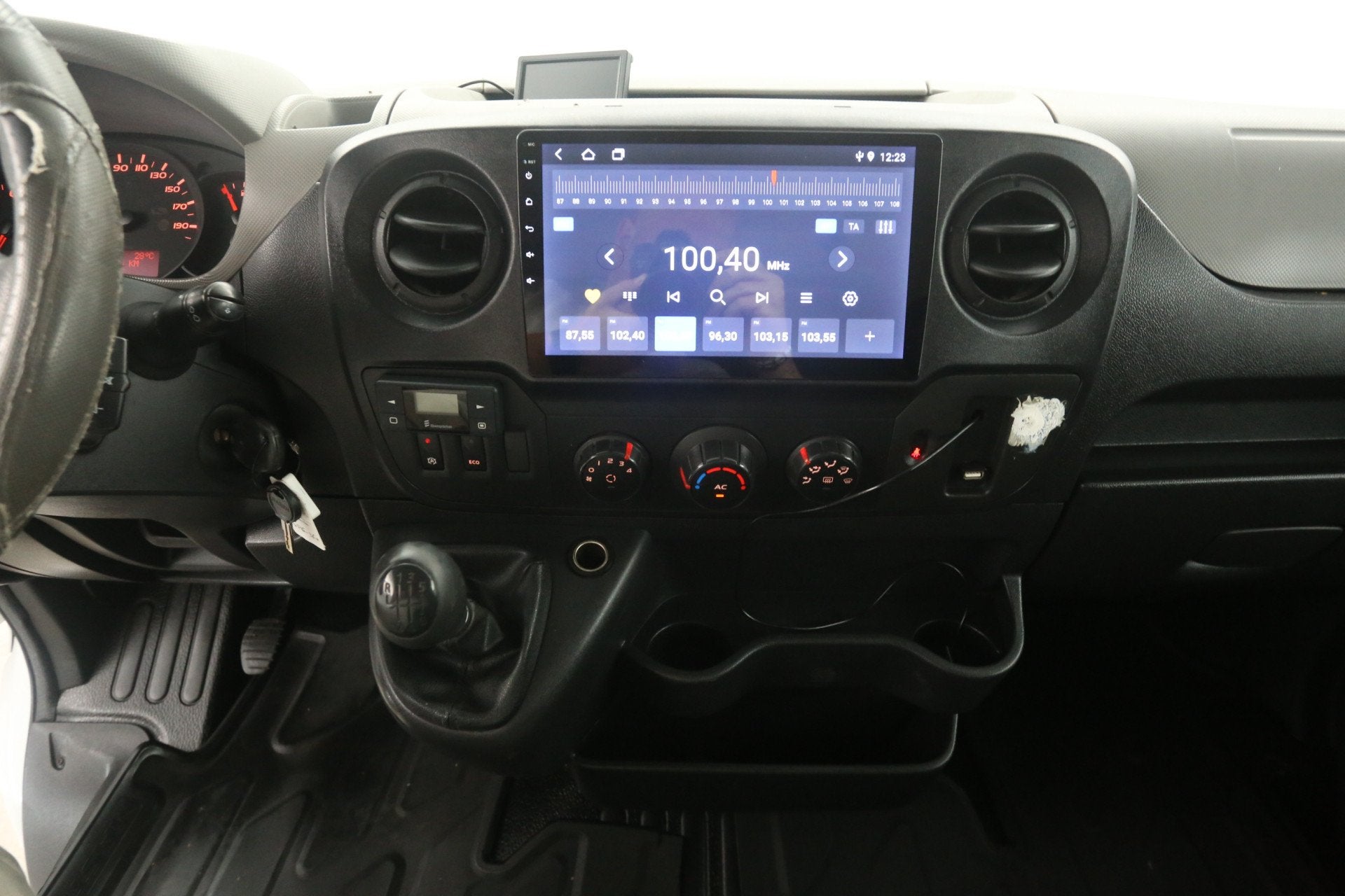 Renault Master T33 2.3 dCi L2H2 | Export | Camera | Parkeers, Voorwielaandrijving, Euro 5, Gebruikt, 4 cilinders