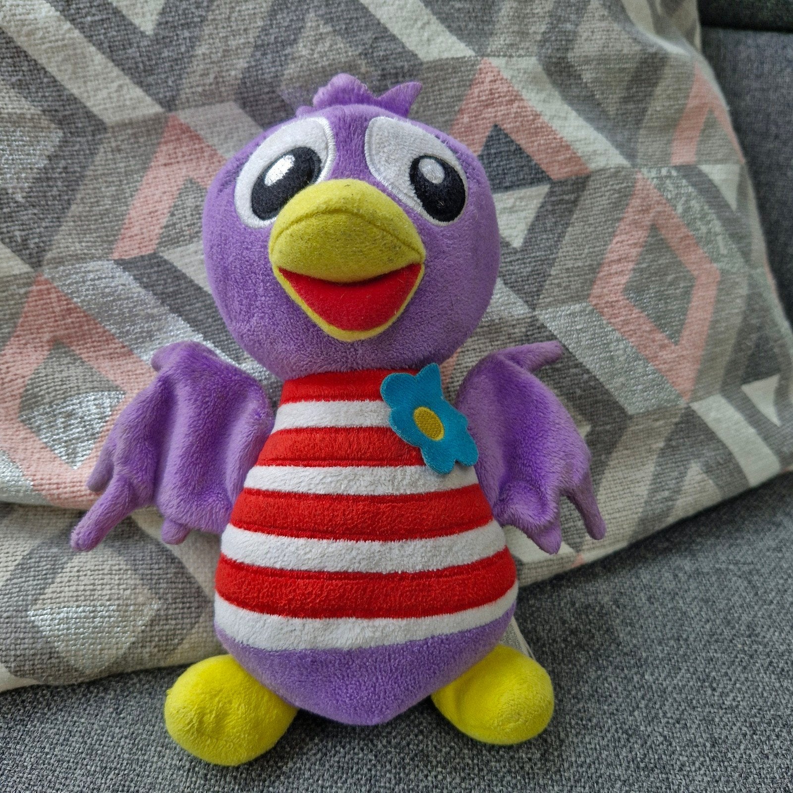 Efteling knuffel Jokie - Paars met rood/wit gestreept shirt, Paars, Gebruikt, Overige merken, Overige typen