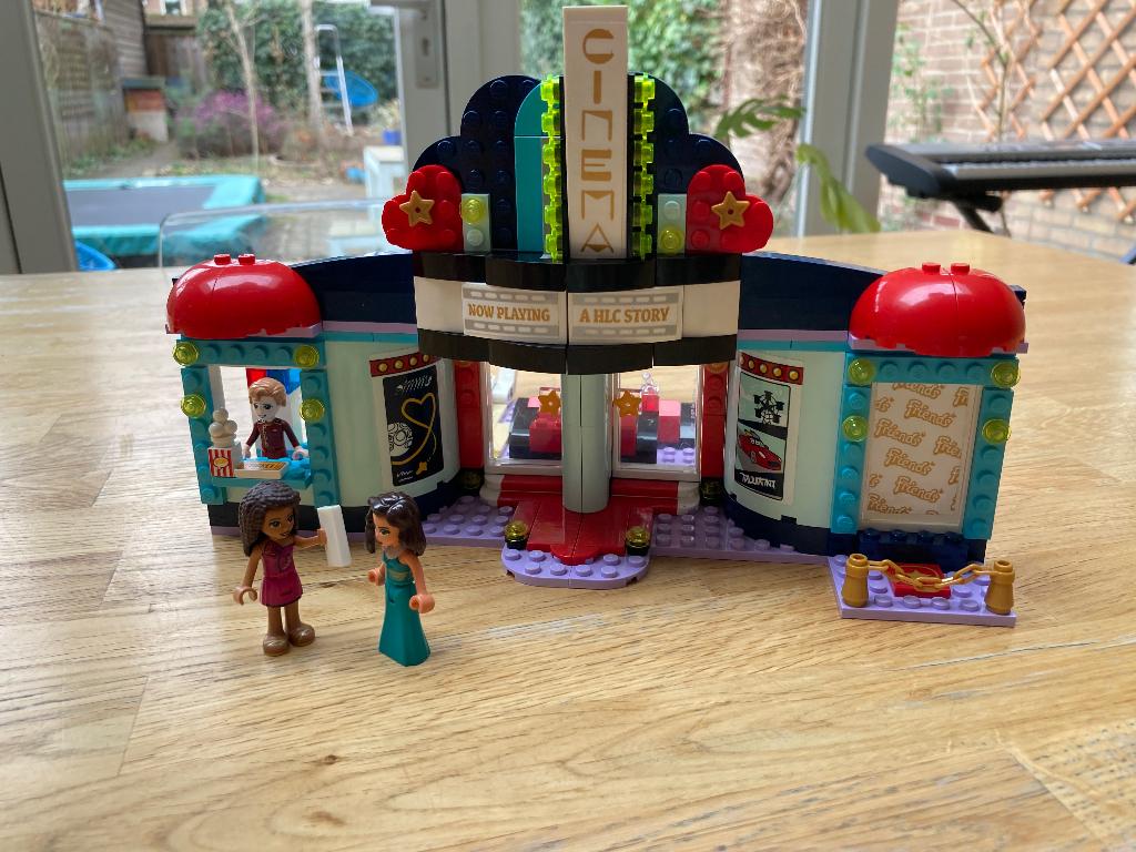 Lego friends bioscoop 41448, Ophalen of Verzenden, Zo goed als nieuw, Complete set, Lego