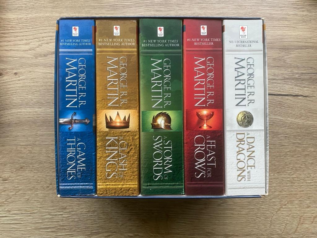 Game of Thrones box set 1-5, Boeken, Ophalen of Verzenden, Zo goed als nieuw, George R.R. Martin