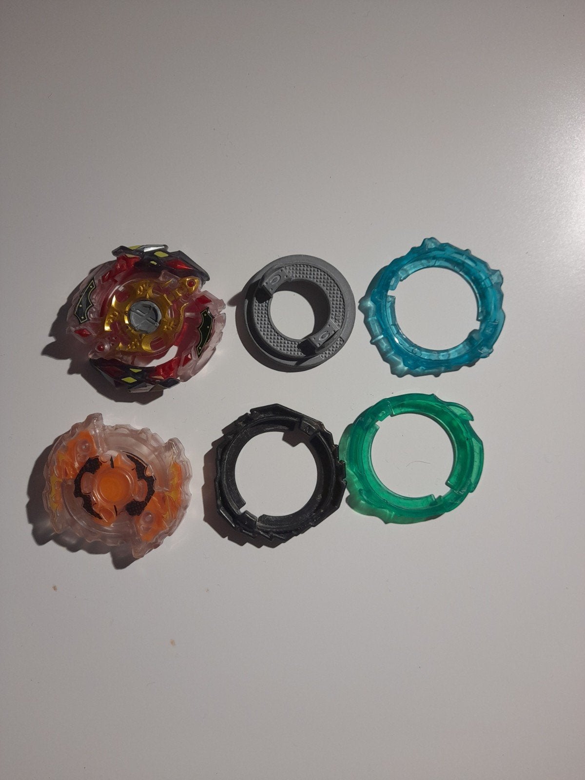 Beyblade Burst onderdelen en accessoires plus een arena, Ophalen of Verzenden, Gebruikt