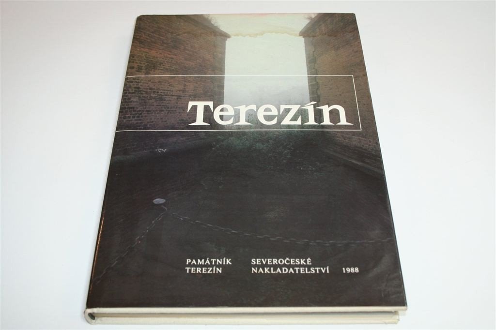 Terezín [Kamp] — Tekeningen & Foto\'s [Meertalig], Ophalen of Verzenden, Tweede Wereldoorlog, Gelezen, Overige onderwerpen