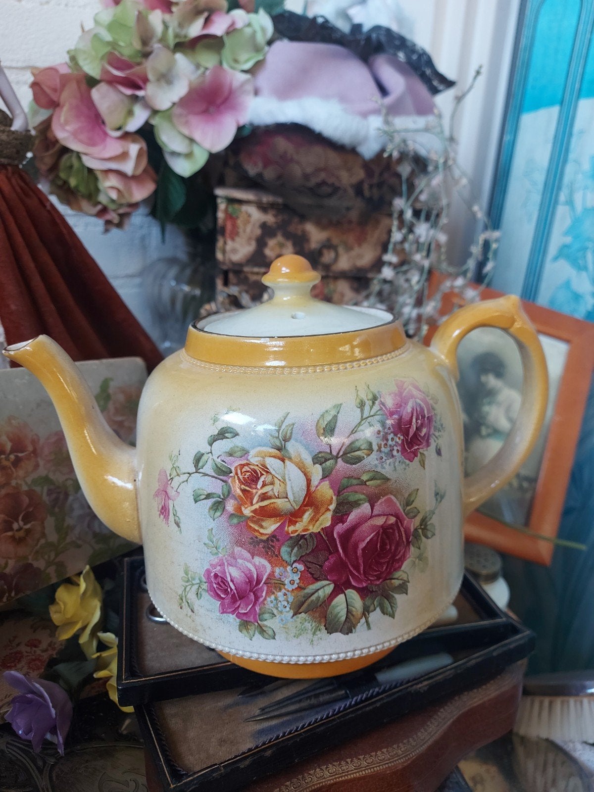 Zeer mooie oude Engelse Vintage Victoriaanse rozen theepot, Antiek en Kunst, Antiek | Vazen, Ophalen of Verzenden