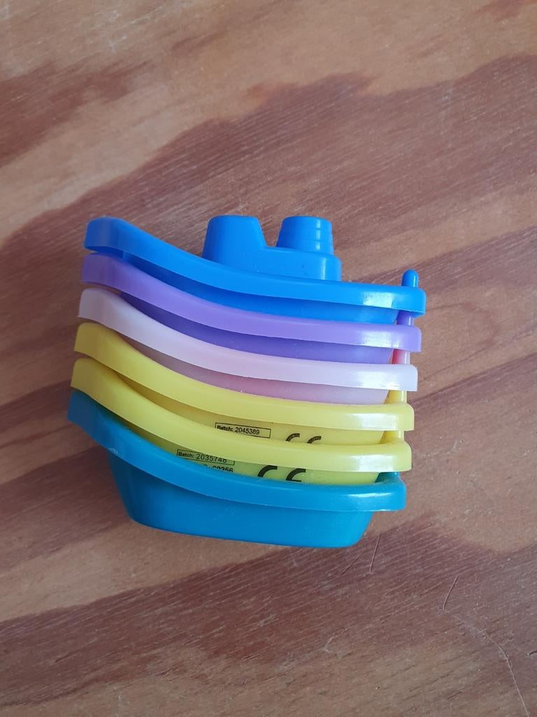 Stapelbare badspeeltjes bootjes, Ophalen of Verzenden, Gebruikt