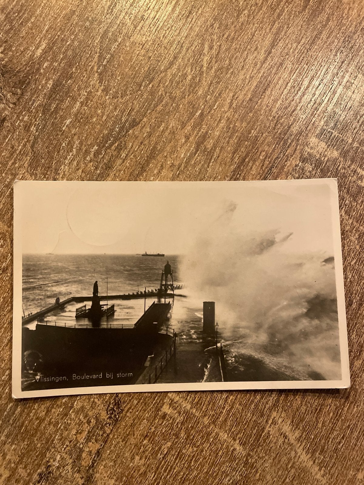 Ansichtkaart Vlissingen, Boulevard bij storm (1951), Ophalen of Verzenden, 1940 tot 1960, Gelopen