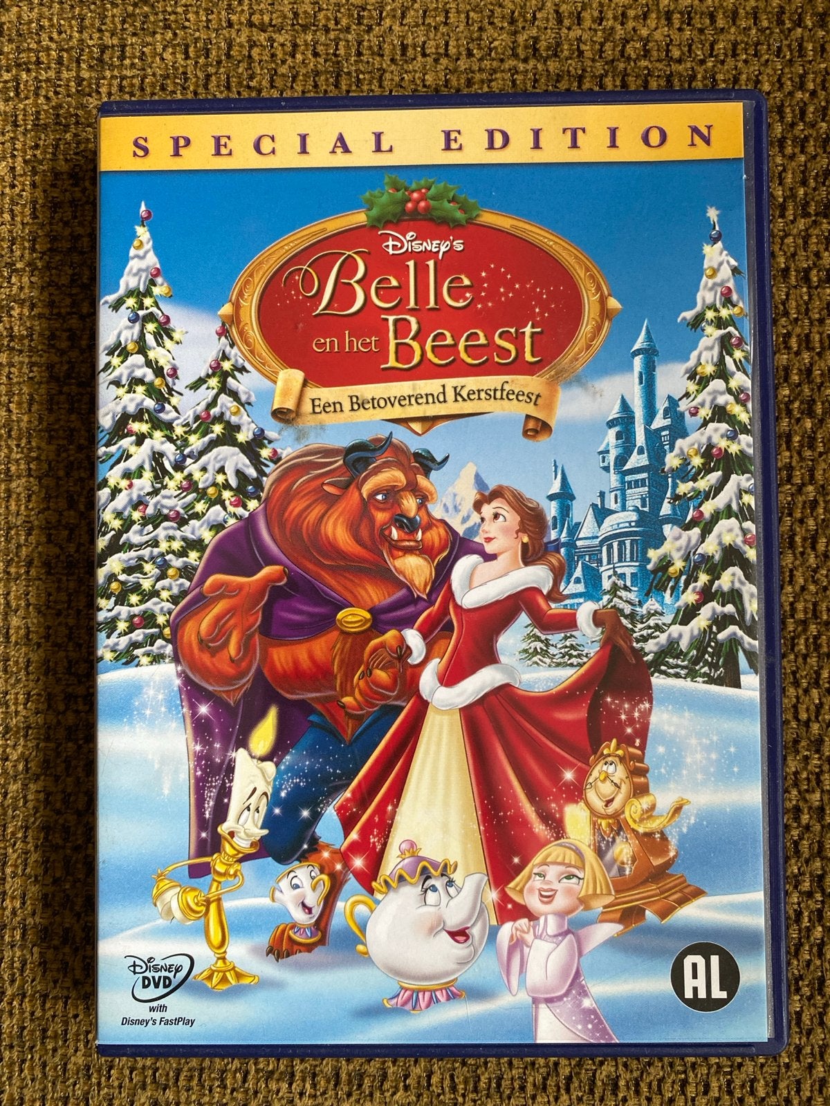 Belle en het Beest: Een Betoverend Kerstfeest DVD, Bonusmateriaal, Animatie, Nederlands, Zo goed als nieuw