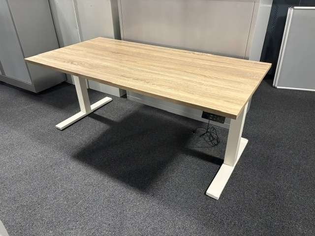 Elektrisch verstelbare zit/sta bureaus WR 160x80cm, Niet ingevuld, Zit-sta bureau, Gebruikt, Niet ingevuld