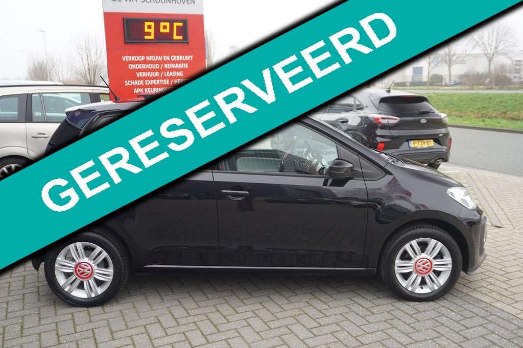 Volkswagen Up! 1.0 TSI BMT high up! / Pano / Camera / Leder, Voorwielaandrijving, Gebruikt, 4 stoelen, Bedrijf