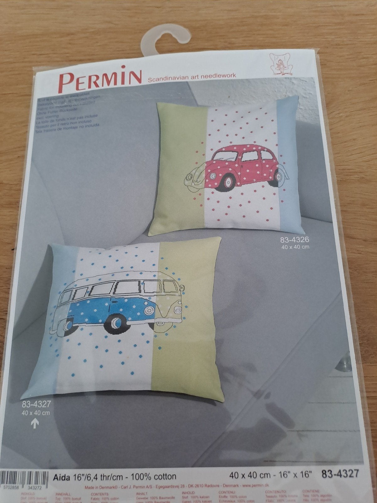 Permin Borduurpakket Kussenhoezen VW Bus & Kever, Ophalen of Verzenden, Zo goed als nieuw, Handborduren, Borduurpakket