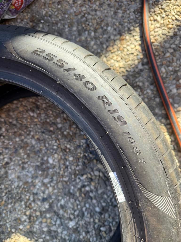 Pirelli Zomerbanden 255-40/19 - Gebruikt, Gebruikt, Overige, Overige maten, Ophalen of Verzenden