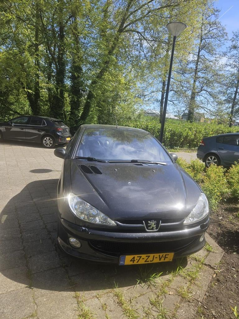 Peugeot 206 1.6 16V CC 2003 Zwart, Voorwielaandrijving, Zwart, 4 cilinders, Cabriolet