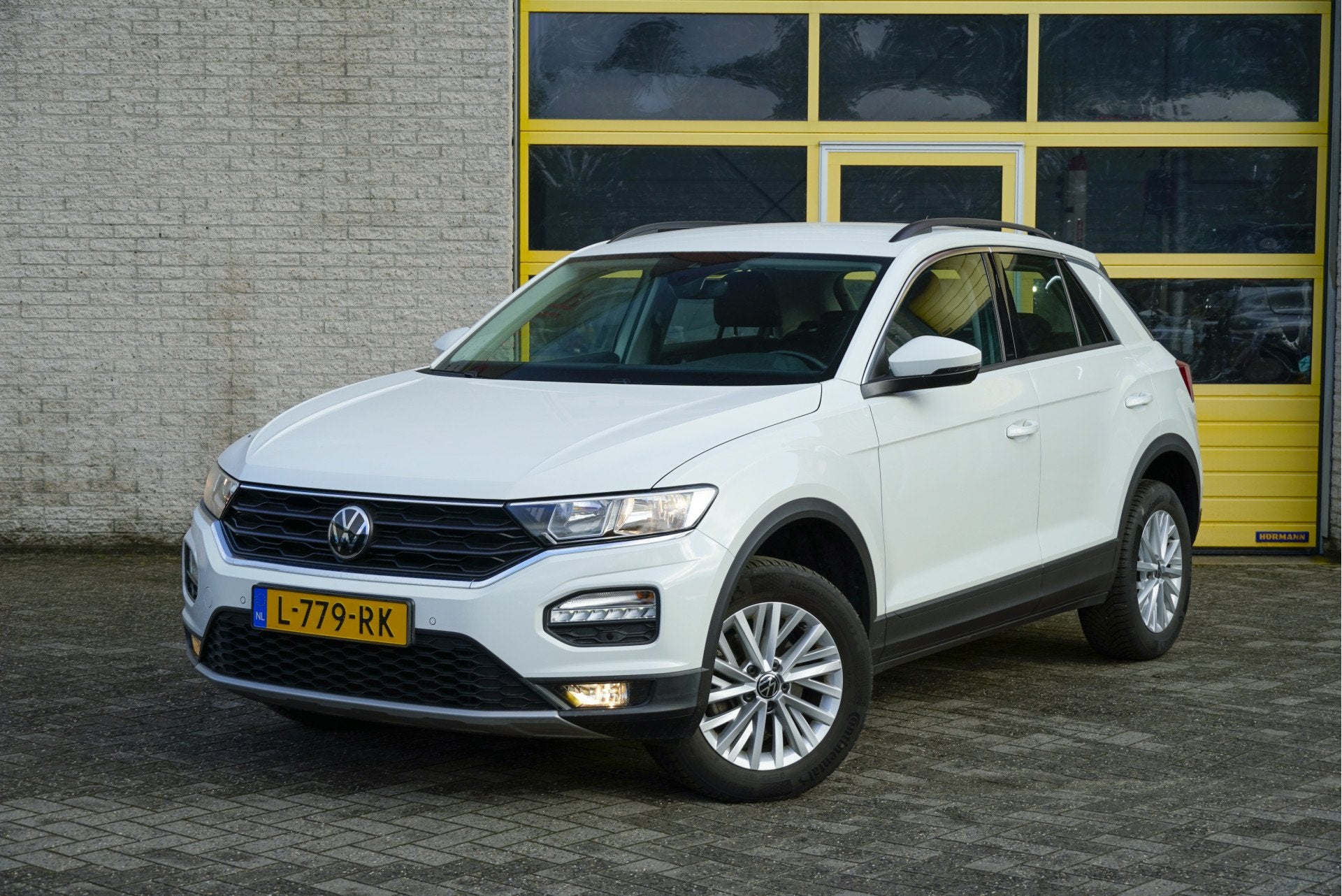 Volkswagen T-Roc 1.5 TSI 150PK! Style BJ2021 Lmv 16" | Led |, Auto's, Voorwielaandrijving, Stof, 4 cilinders, 150 pk