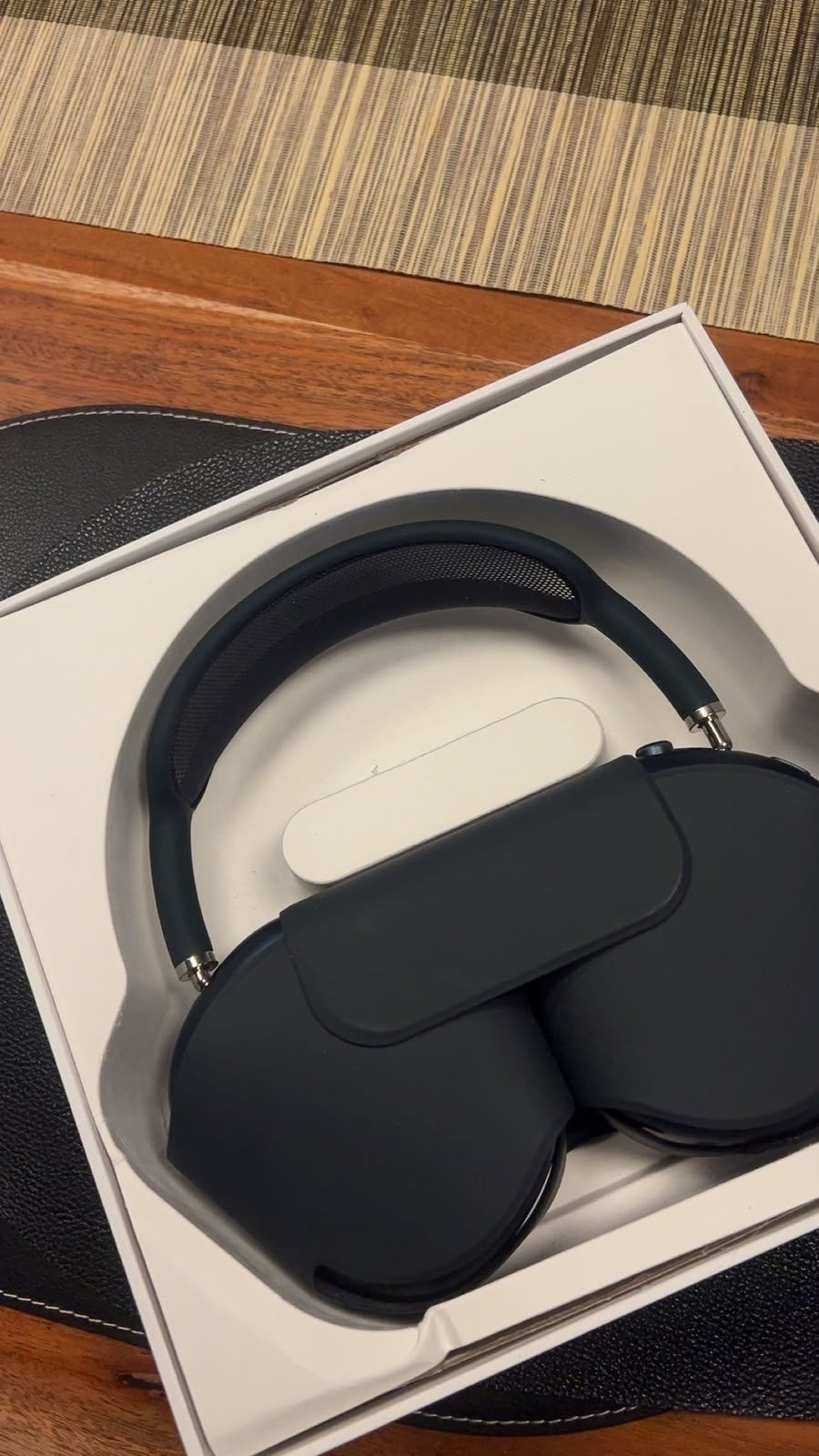 AirPods Max zwart - Zo goed als nieuw