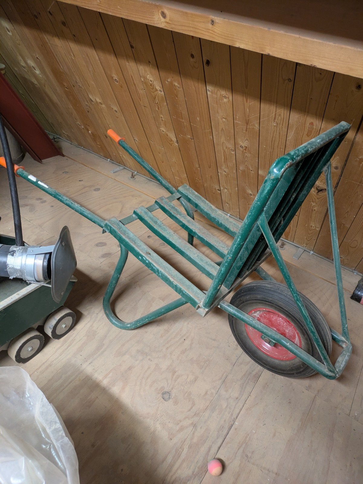 Groene steenkruiwagen, Ophalen, Gebruikt, Handmatig, Eenwielig
