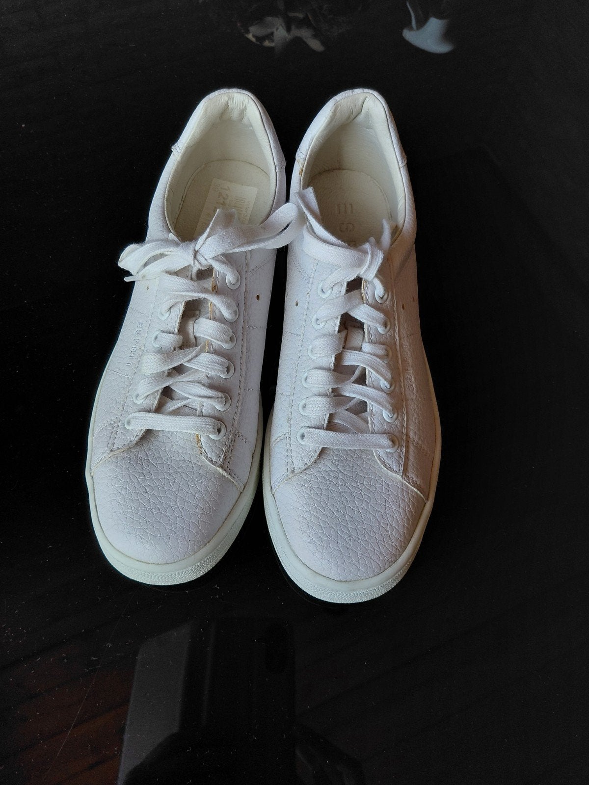 witte esprit sneakers, Kleding | Dames, Ophalen, Wit, Esprit, Sneakers of Gympen